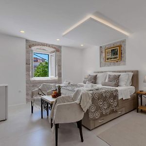 Luxury Rooms Palace B&B